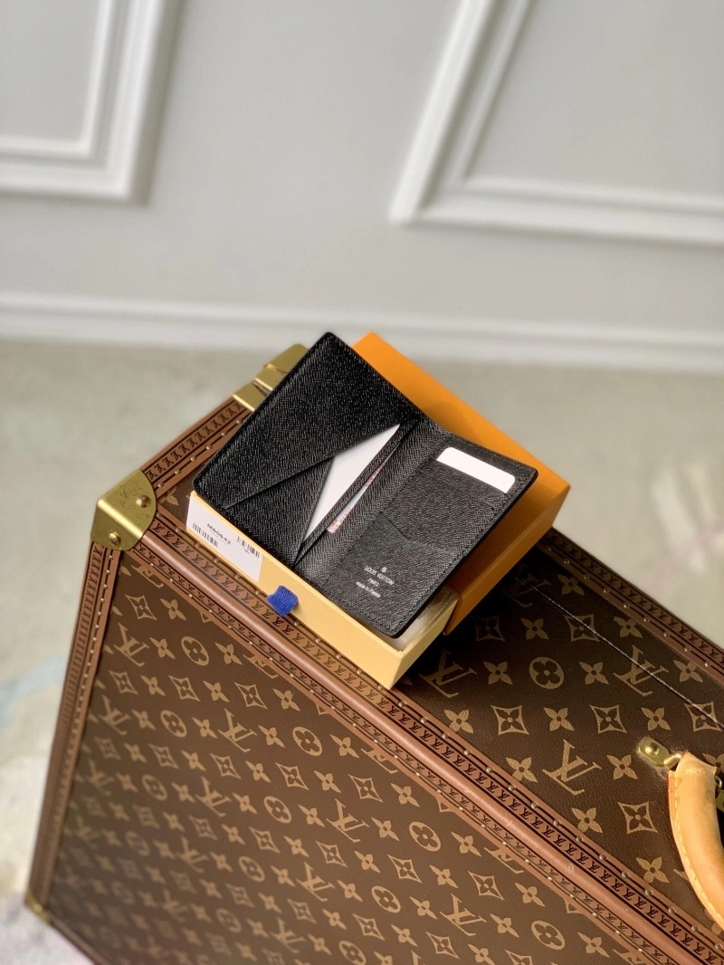 Unique LX Wallets 4345