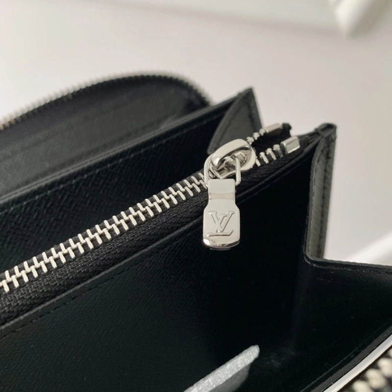 LX Wallets SportInspired 4281