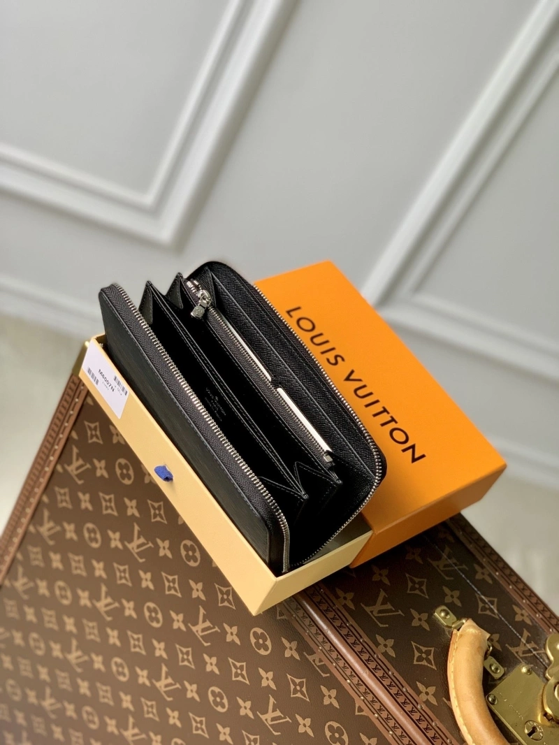 LX Wallets SportInspired 4281