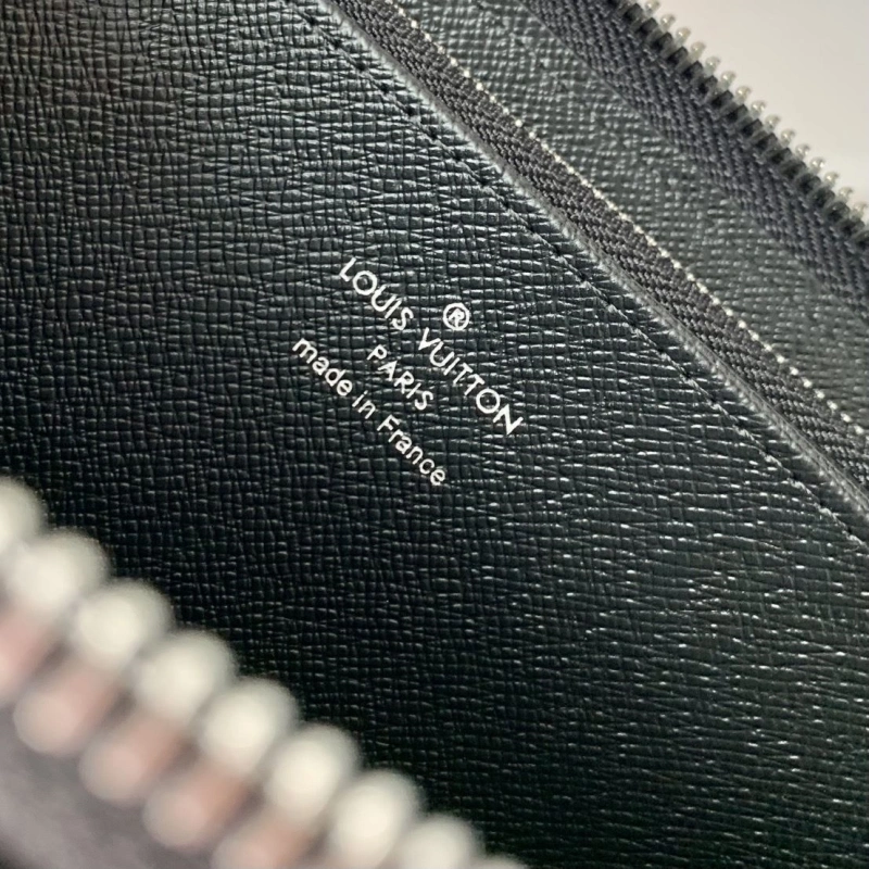 LX Wallets SportInspired 4281