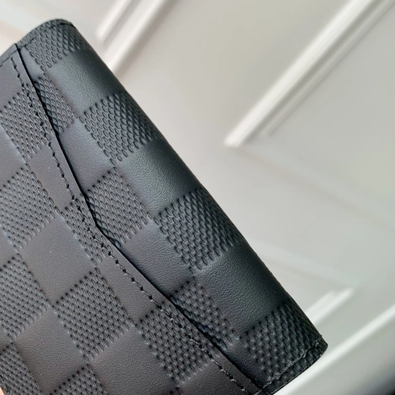 LX Wallets Comfortable 4305