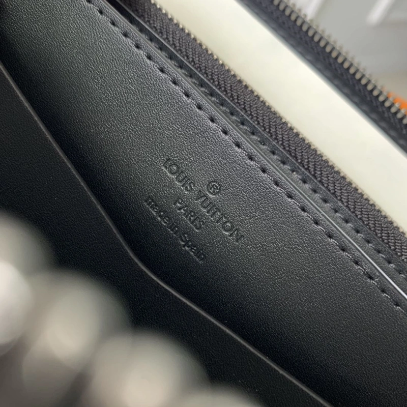 Stylish LX Wallets 4299