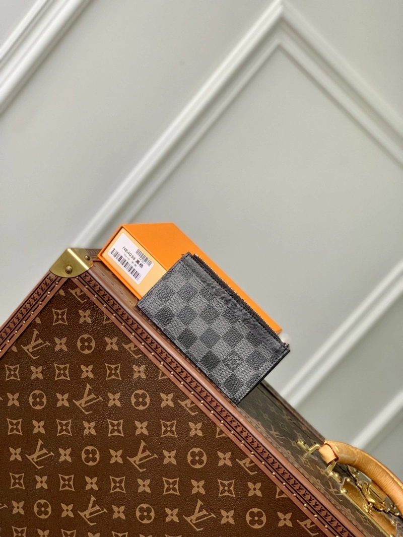 LX Wallets Functional 4237