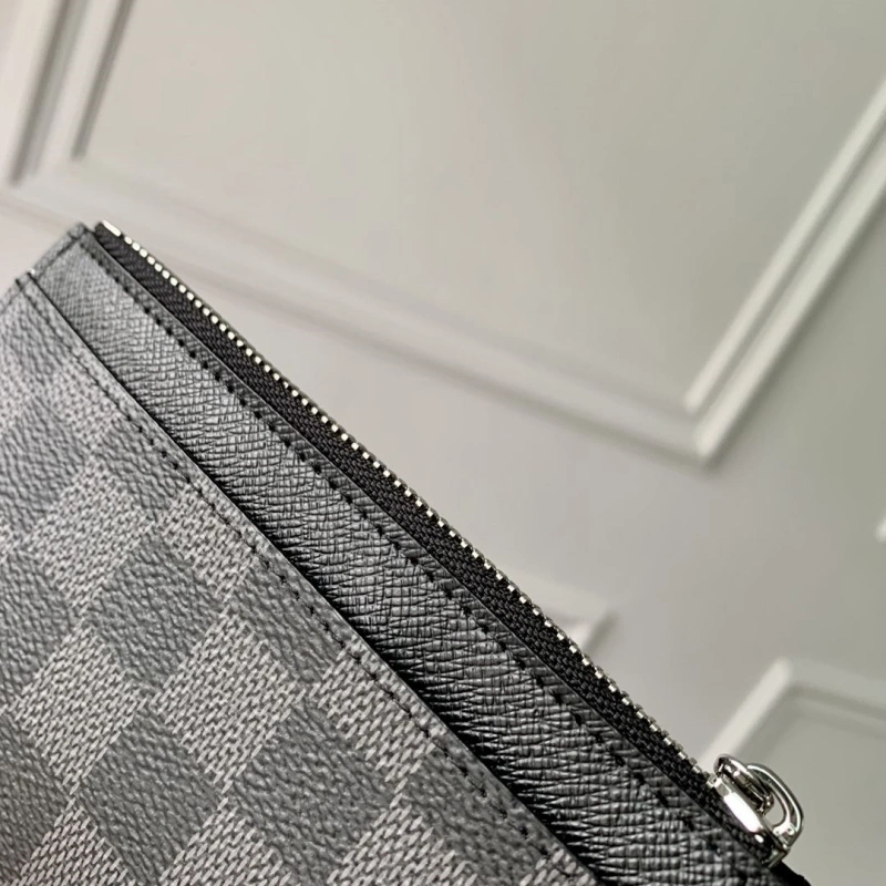 LX Wallets Functional 4237