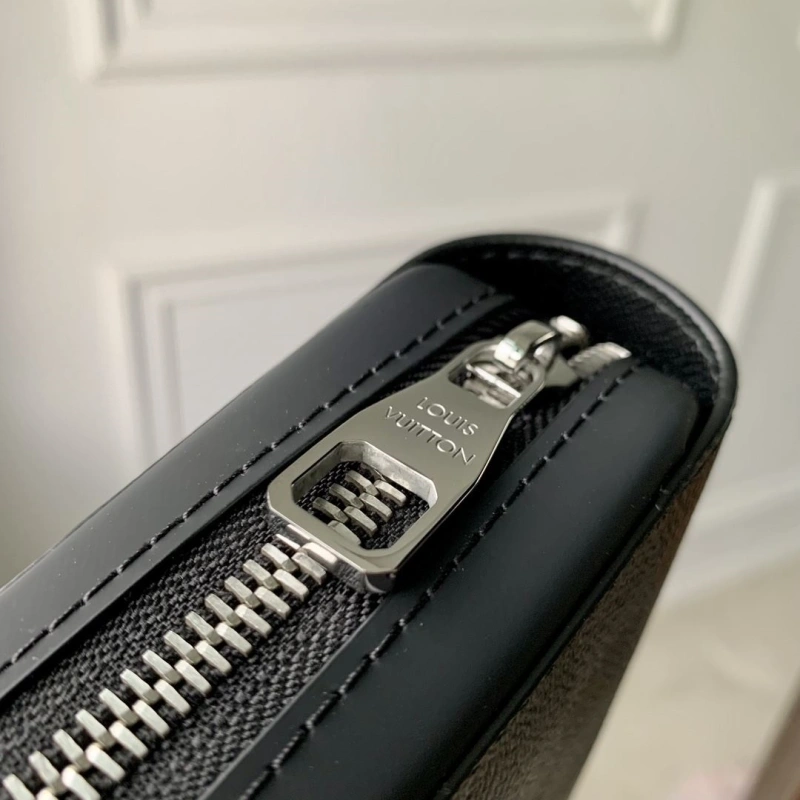 DailyWear LX Wallets 4246