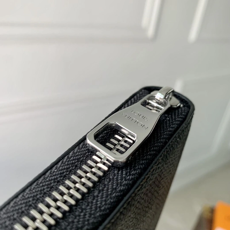 WellDesigned LX Wallets 4256