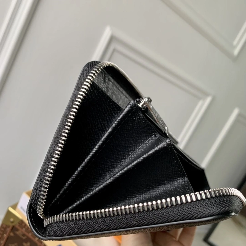 WellDesigned LX Wallets 4256