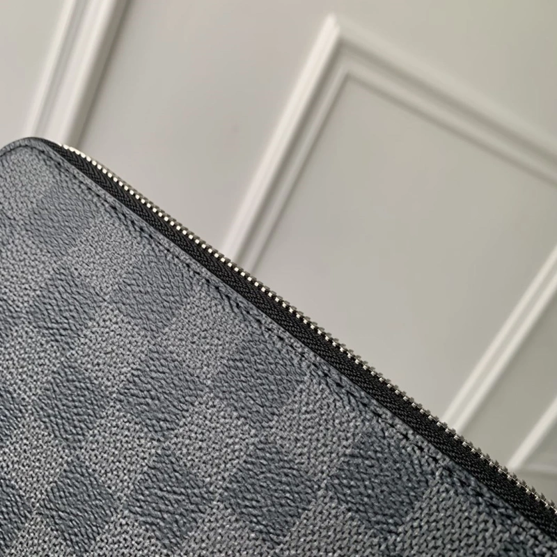WellDesigned LX Wallets 4256