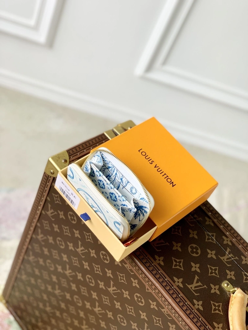 Lightweight LX Wallets 4252