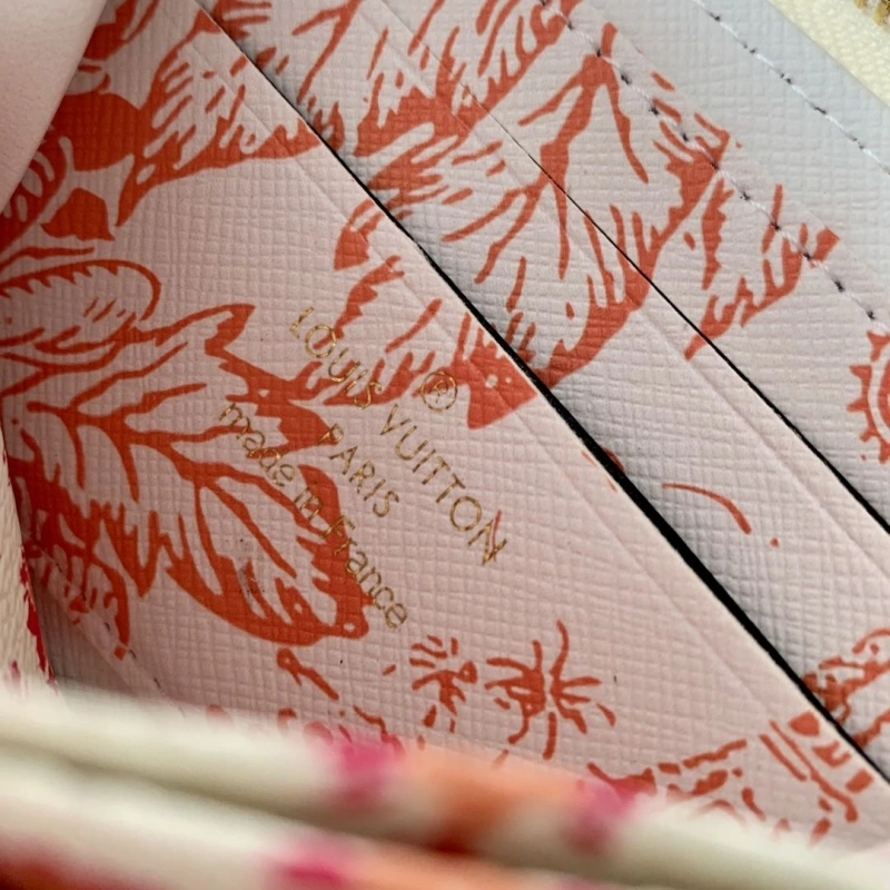 LX Wallets EyeCatching 4259
