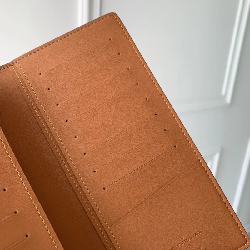 Flexible LX Wallets 4229