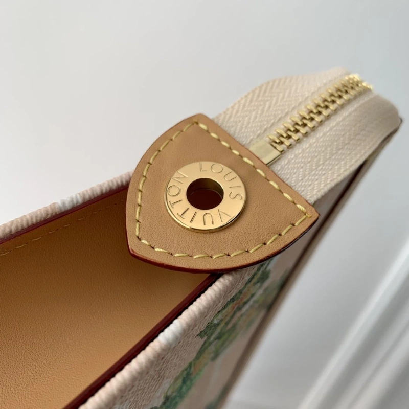 GoodFit LX Clutch Bags 4550
