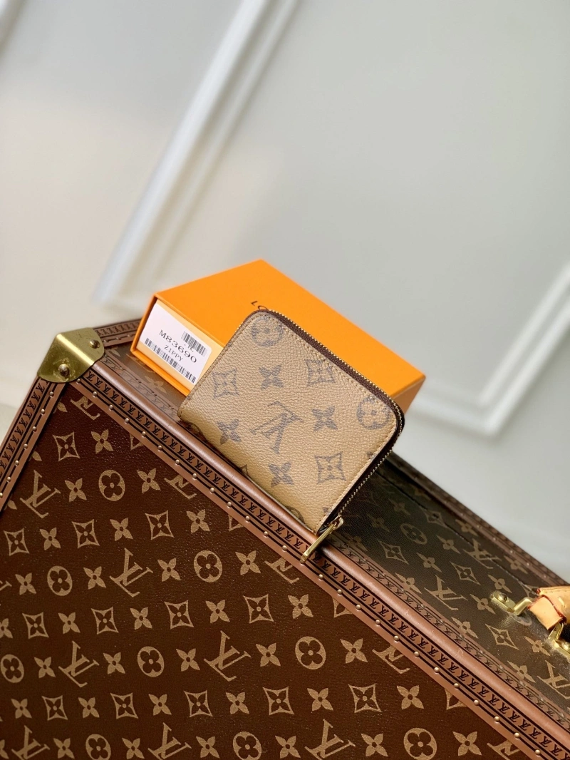 LX Wallets Functional 4244