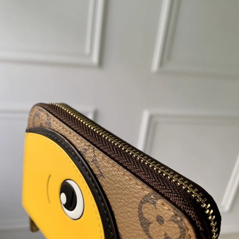 LX Wallets Functional 4244
