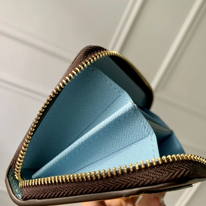 LX Wallets Functional 4244