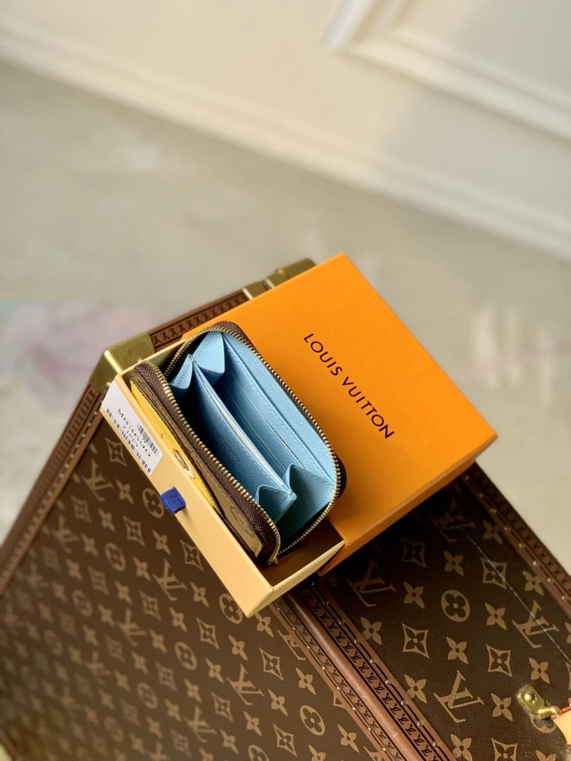 LX Wallets Functional 4244