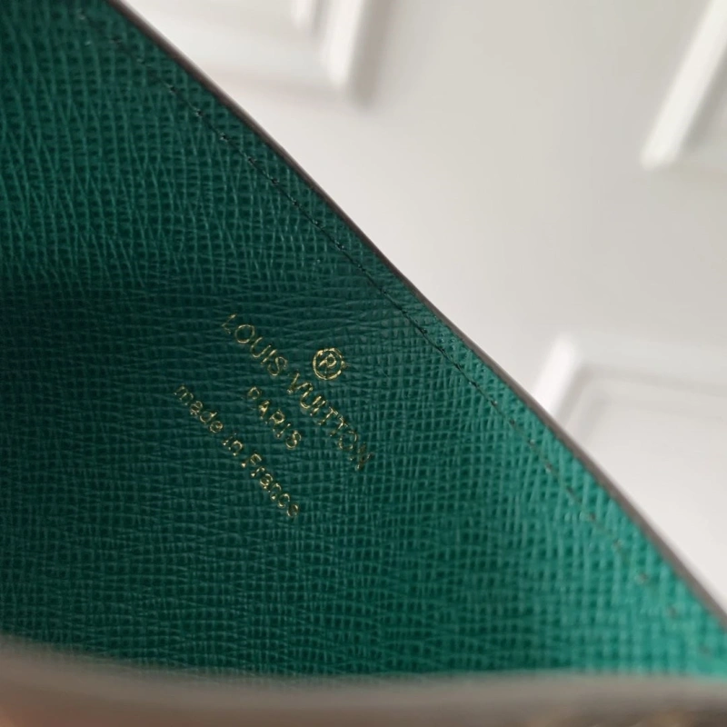 LX Wallets Practical 4232