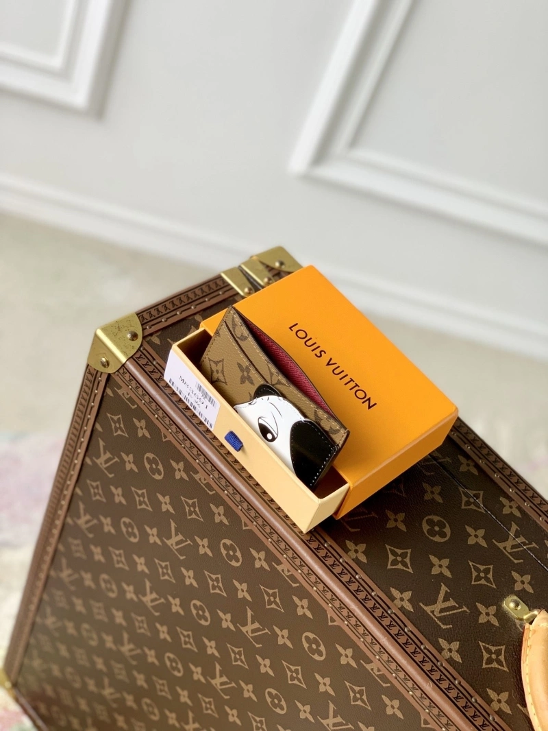 Resilient LX Wallets 4243