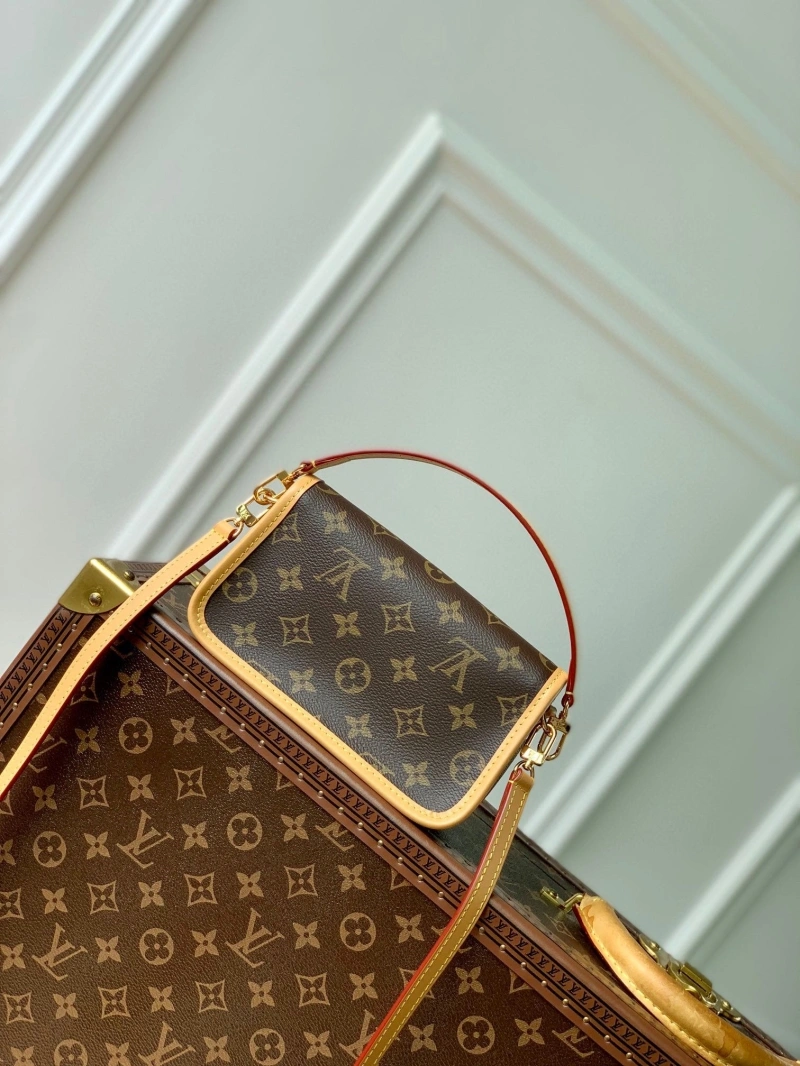 Classic LX Satchel Bags 4470