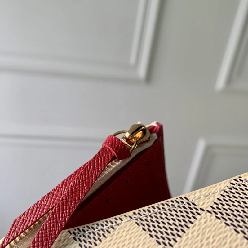 LX Wallets Functional 4221