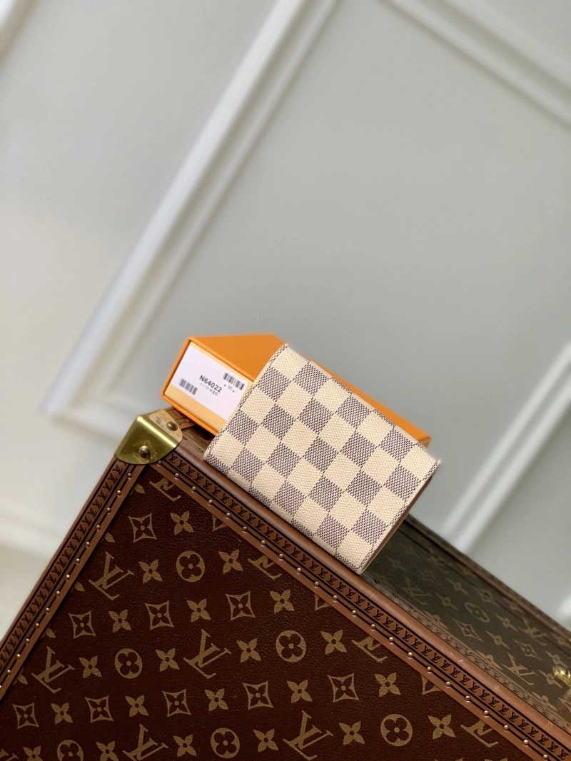 Breathable LX Wallets 4217