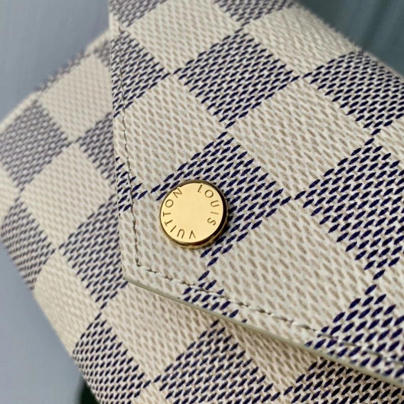 Breathable LX Wallets 4217