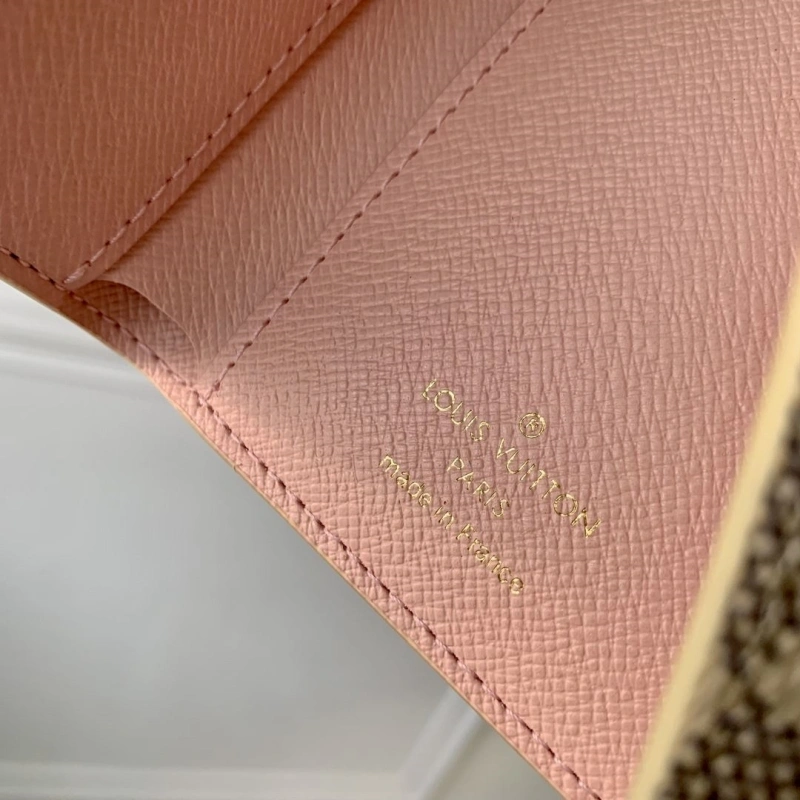 Breathable LX Wallets 4217