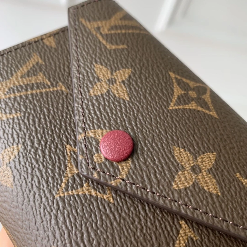 Soft LX Wallets 4194