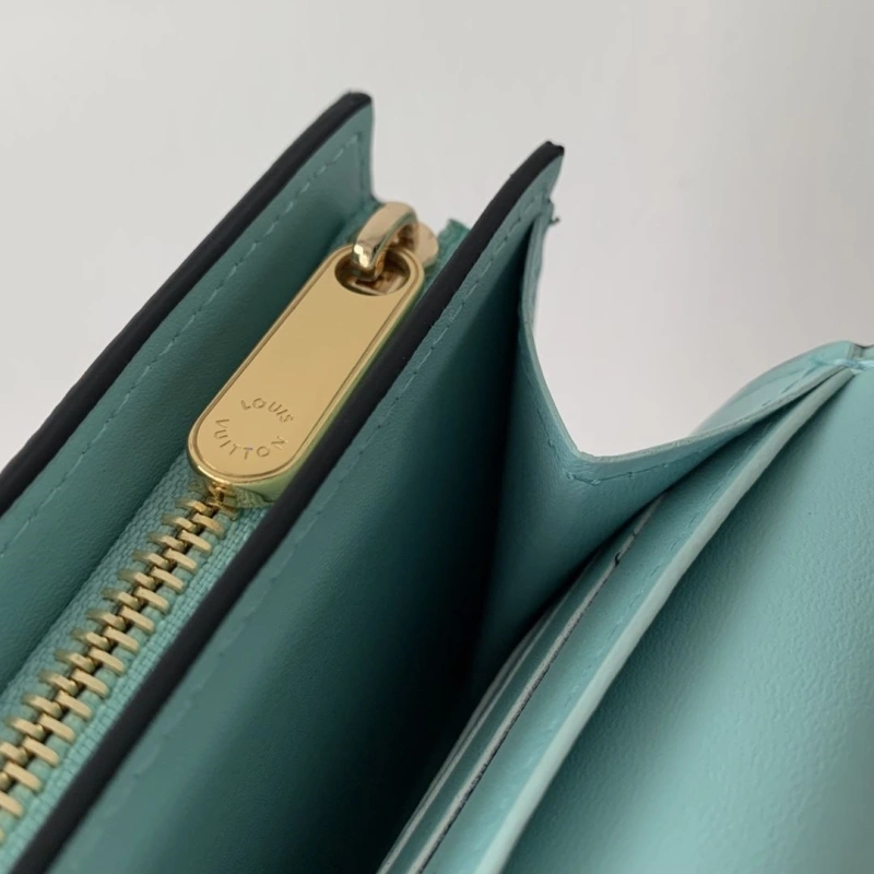 Modern LX Wallets 4209