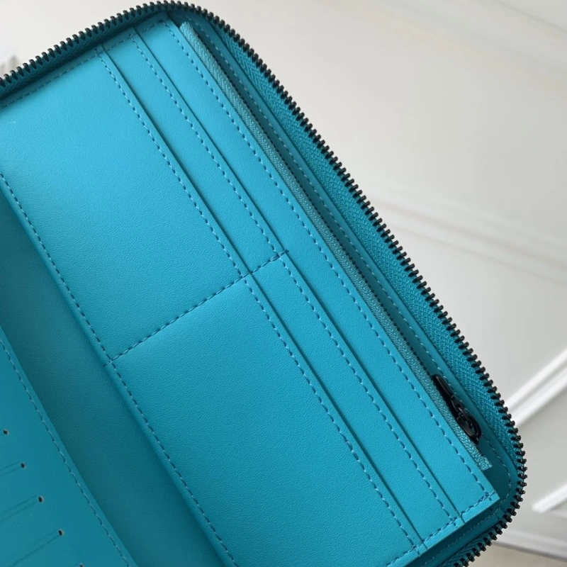 Sleek LX Wallets 4173