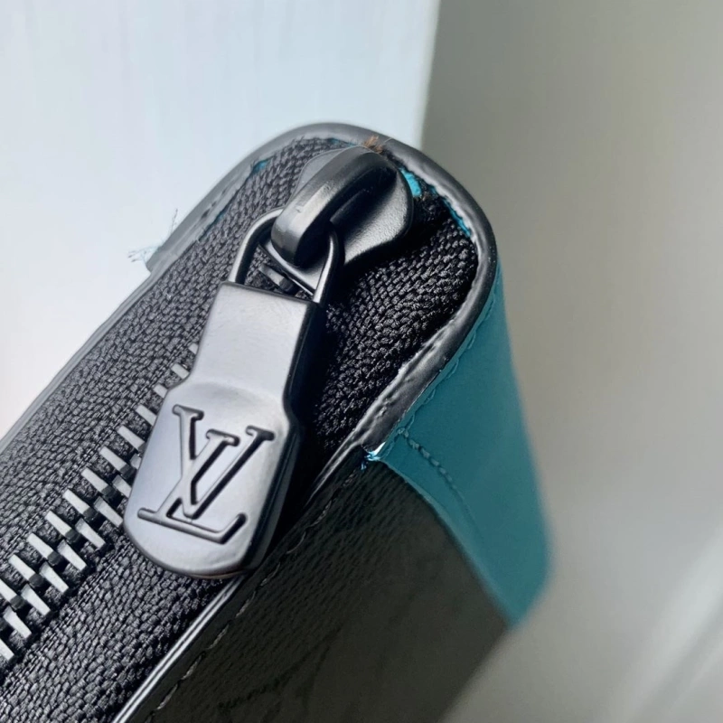 Affordable LX Wallets 4183