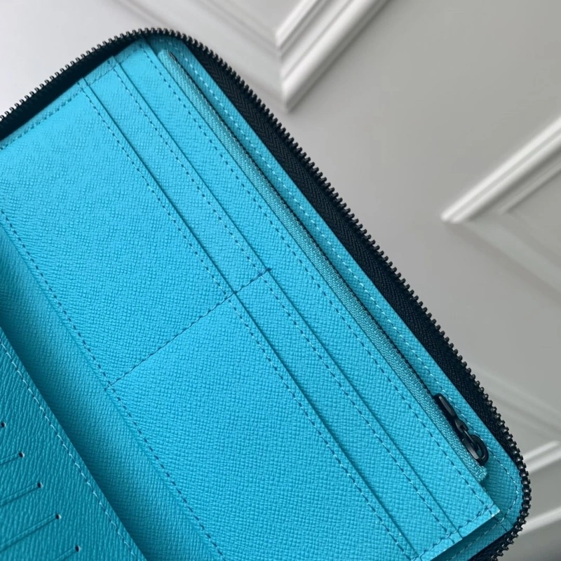 Affordable LX Wallets 4183