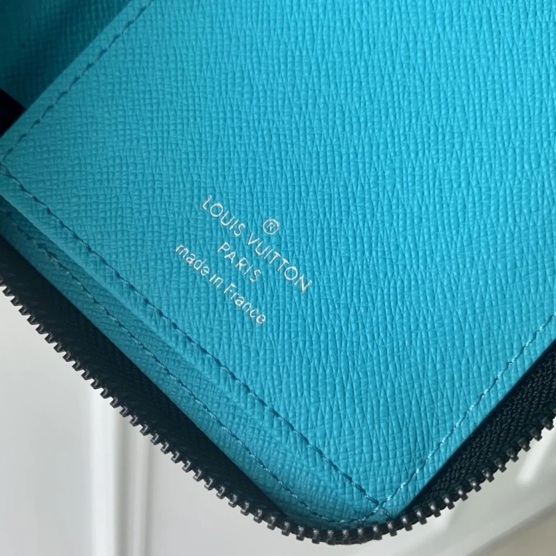 Affordable LX Wallets 4183
