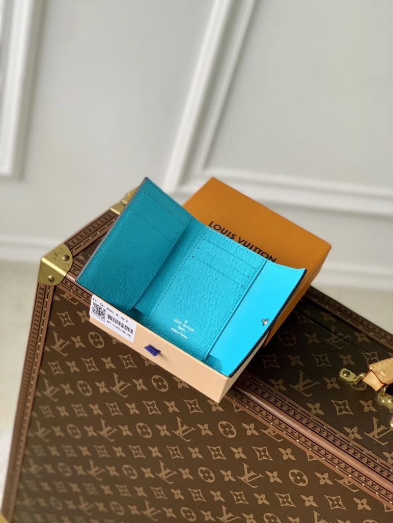 Sophisticated LX Wallets 4153