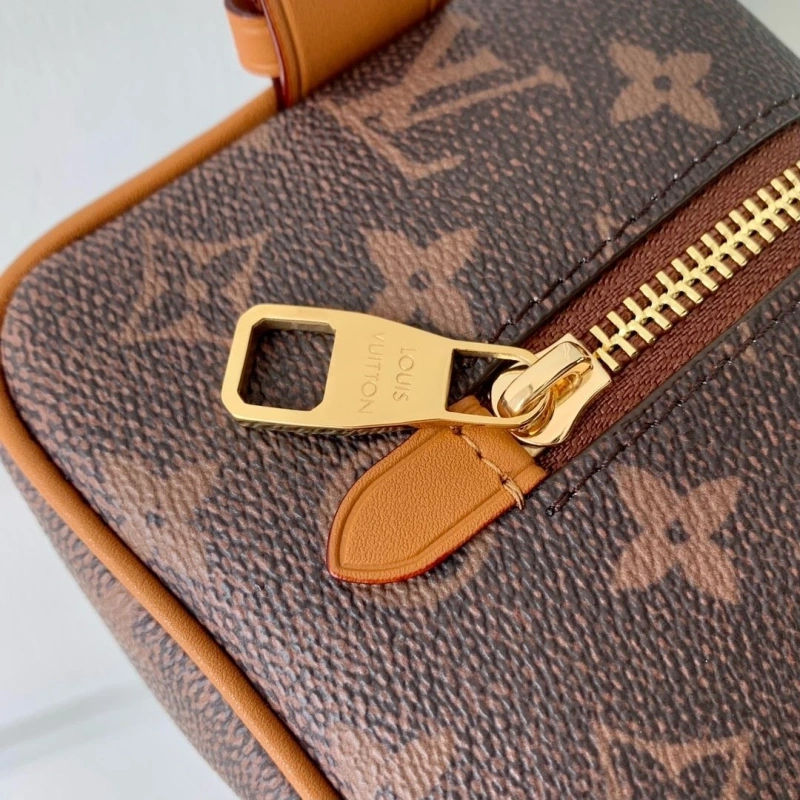 LX Cosmetic Bags Reliable 4544