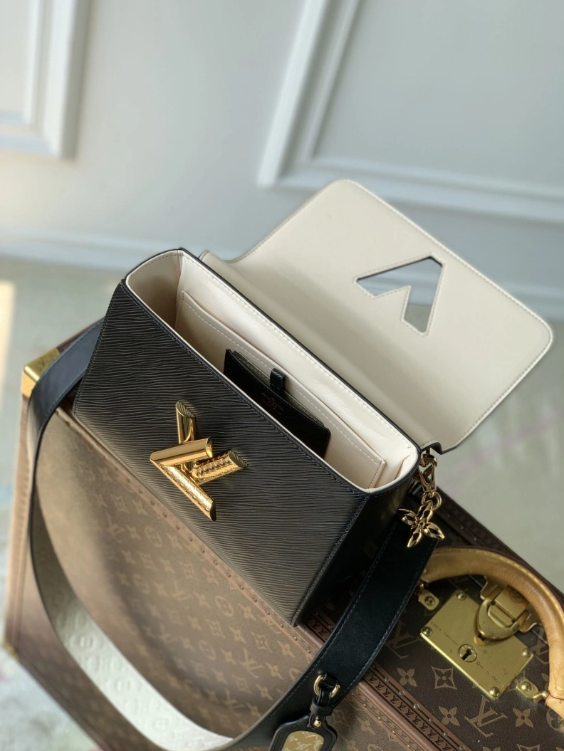 WellDesigned LX Twist Denim Bags 72