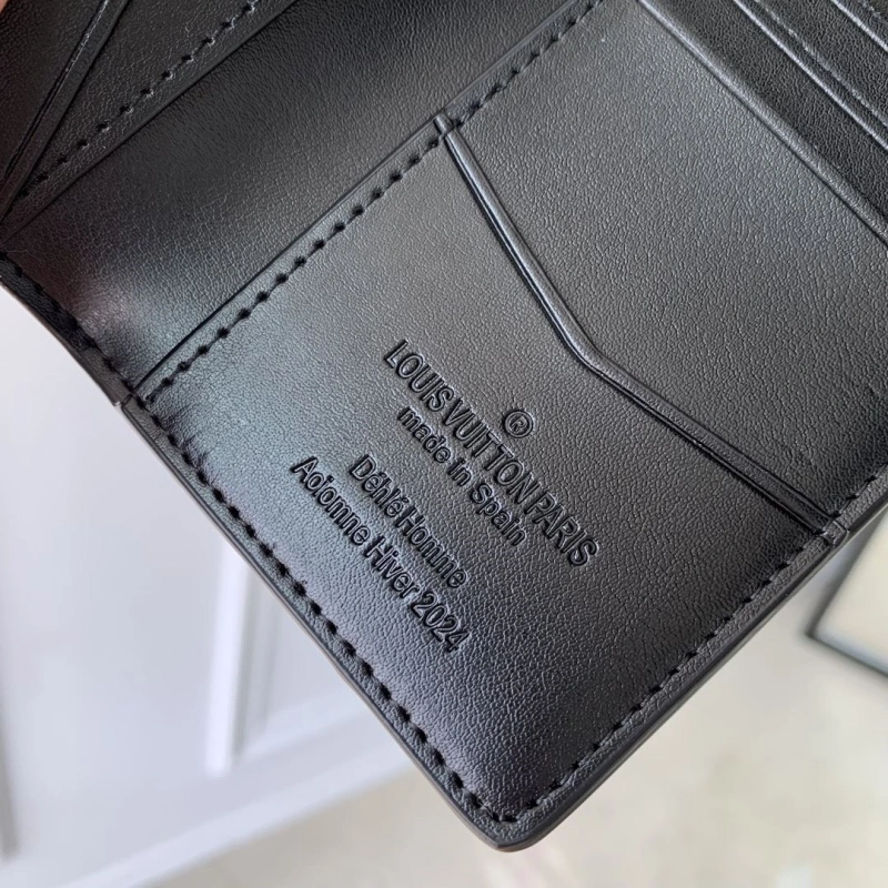 Affordable LX Wallets 4151