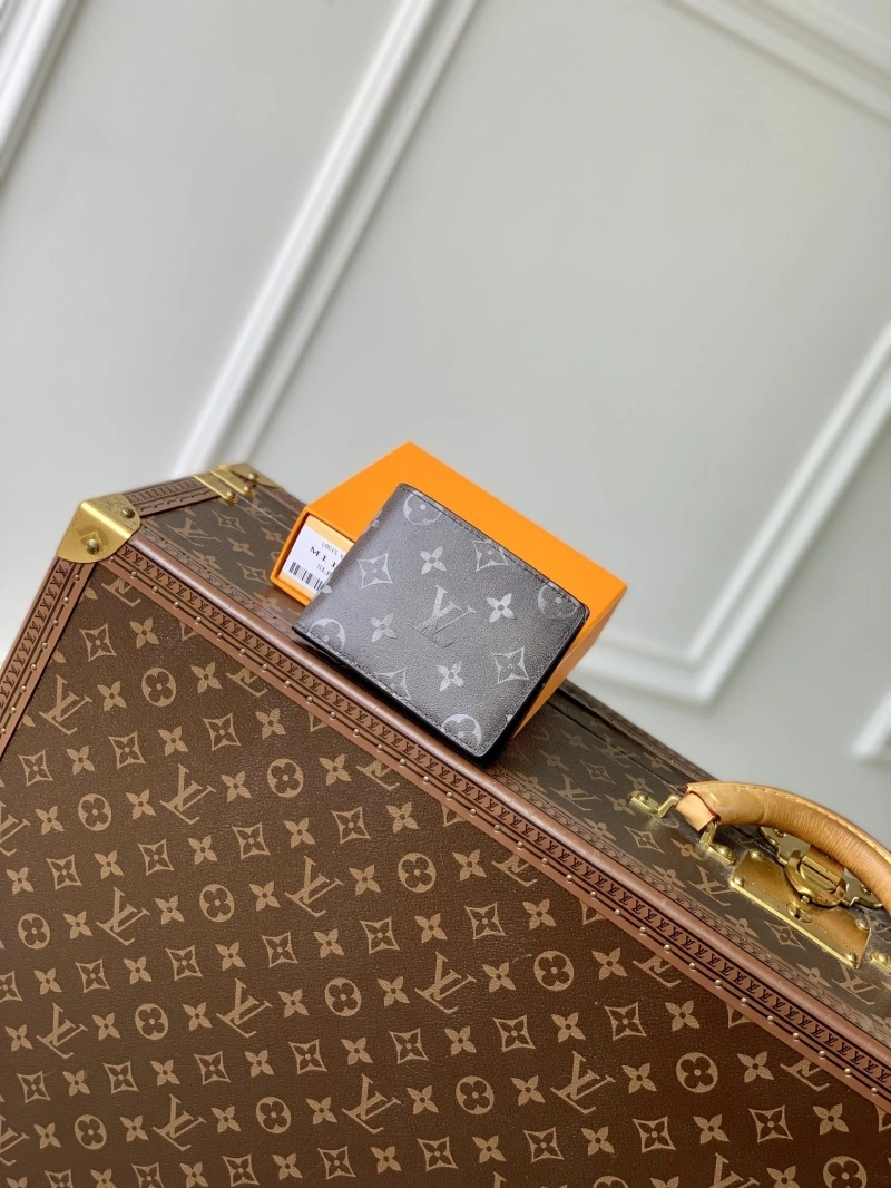 Practical LX Wallets 4180