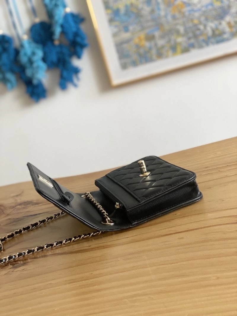 EyeCatching Chxnxl WOC Bags 32338