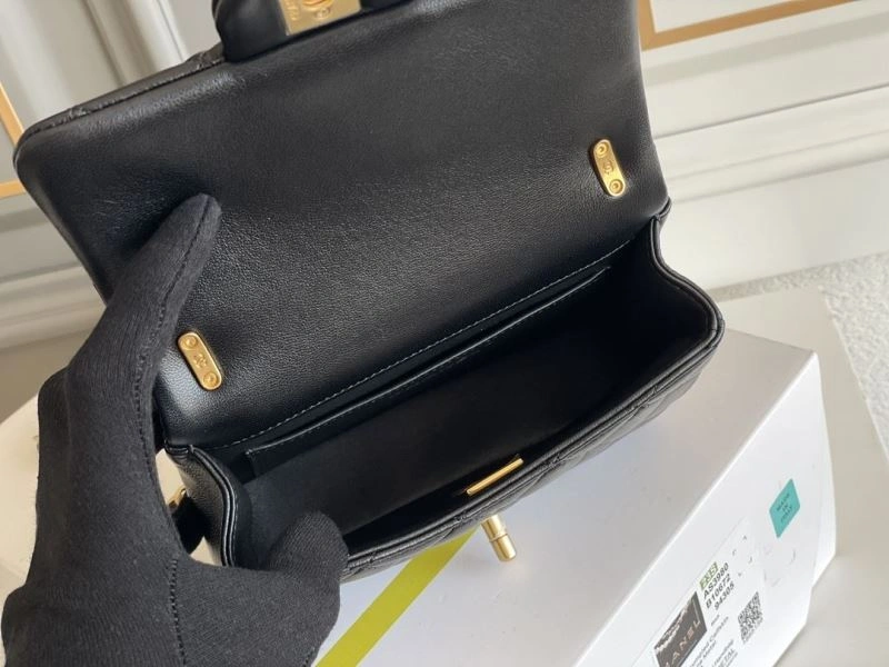 Chxnxl 19 Bags Refined 31658