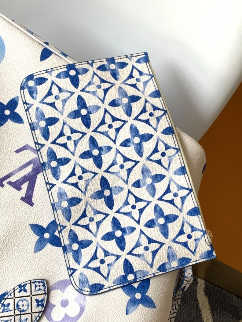 Comfortable LX Shopping Bags 18606