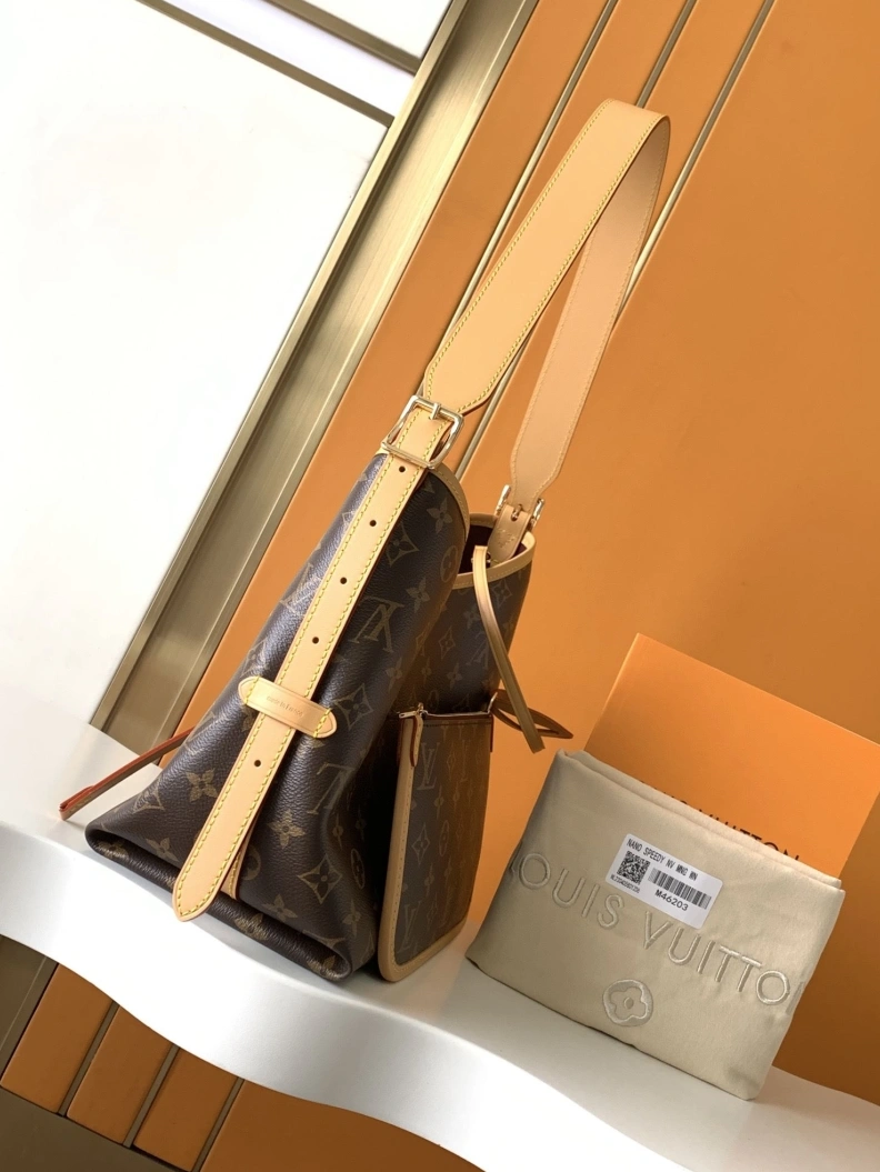 Vibrant LX Top Handle Bags 18454