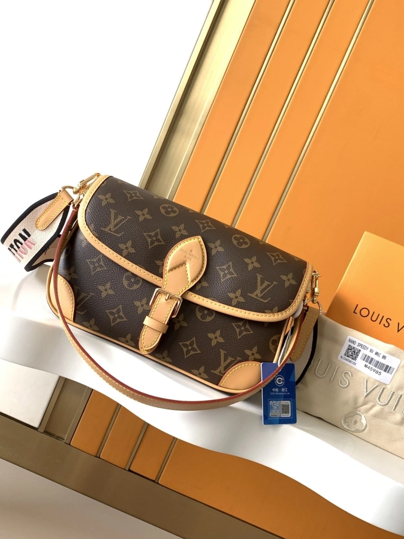 GoAnywhere LX Satchel Bags 18717