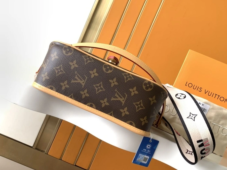 GoAnywhere LX Satchel Bags 18717