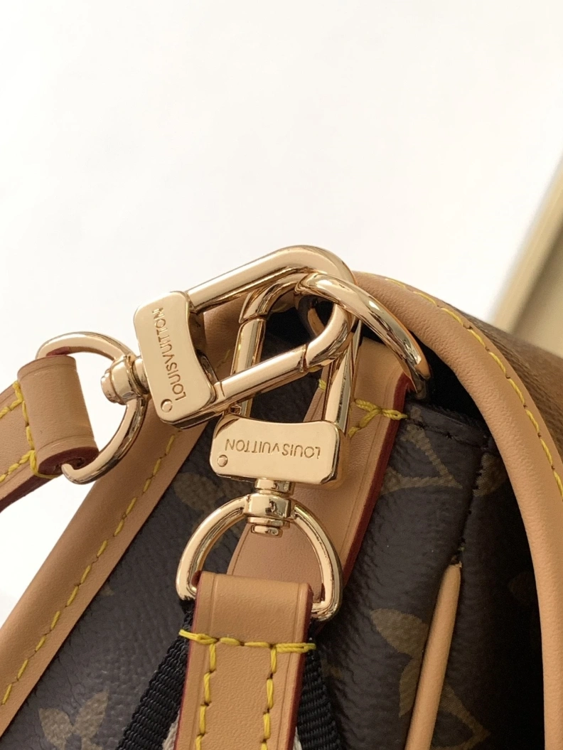 GoAnywhere LX Satchel Bags 18717