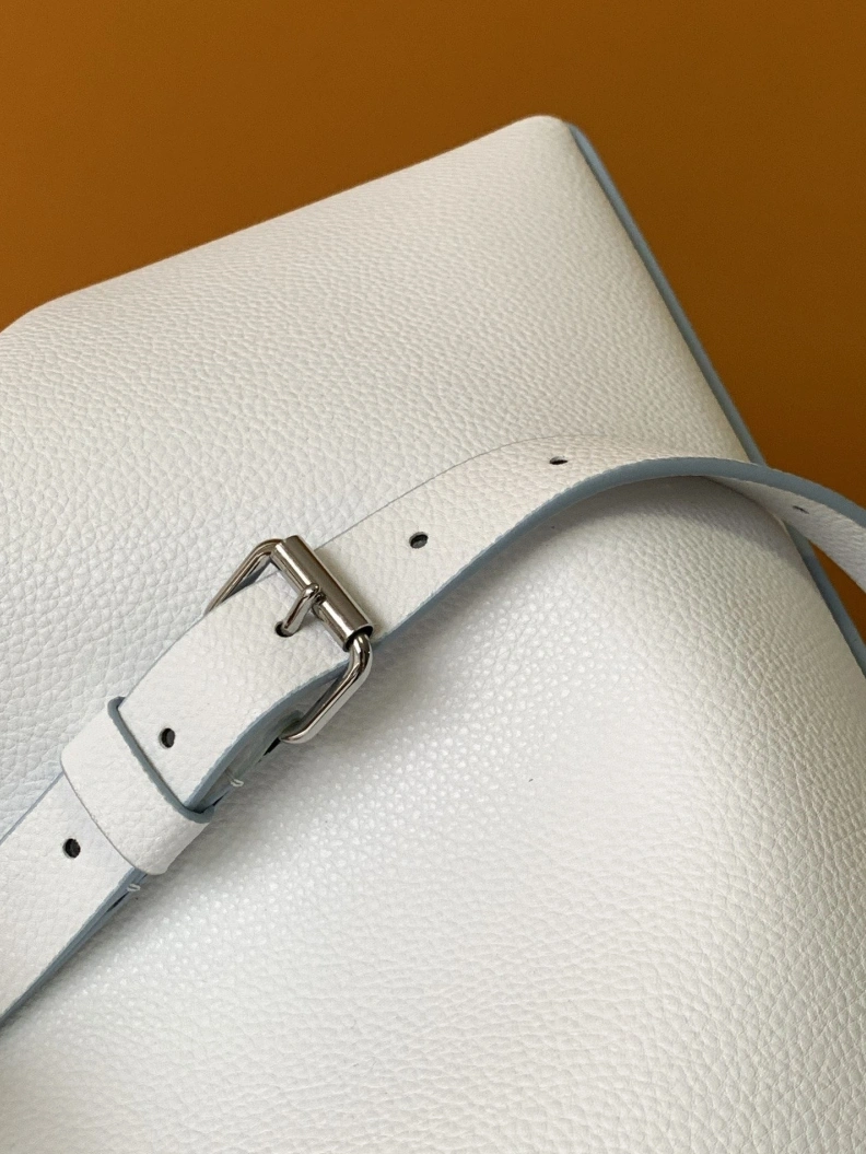 Stylish LX Top Handle Bags 18460