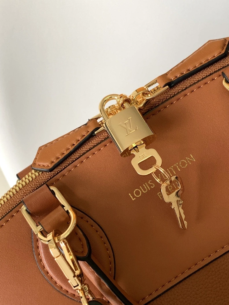 Sophisticated LX Top Handle Bags 18452