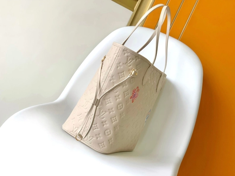 Comfortable LX Shopping Bags 18604