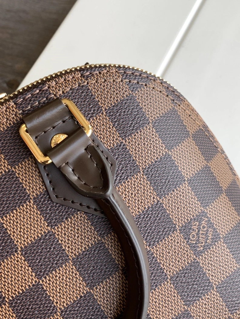 LX Top Handle Bags HighQuality 18462