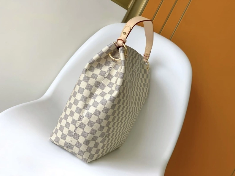 Comfortable LX Shopping Bags 18572